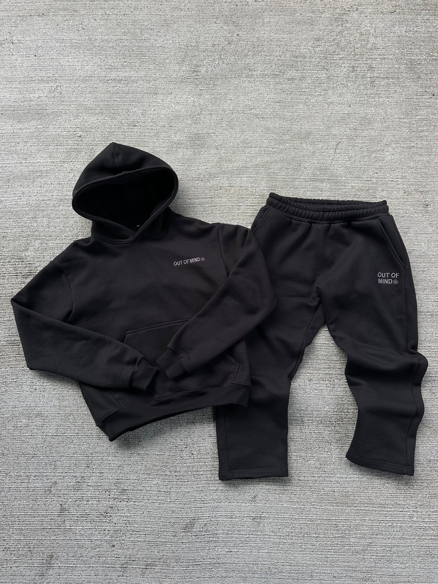 BLACK “OUT OF MIND” PANTS