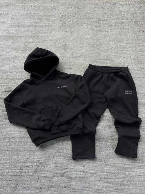BLACK “OUT OF MIND” PANTS