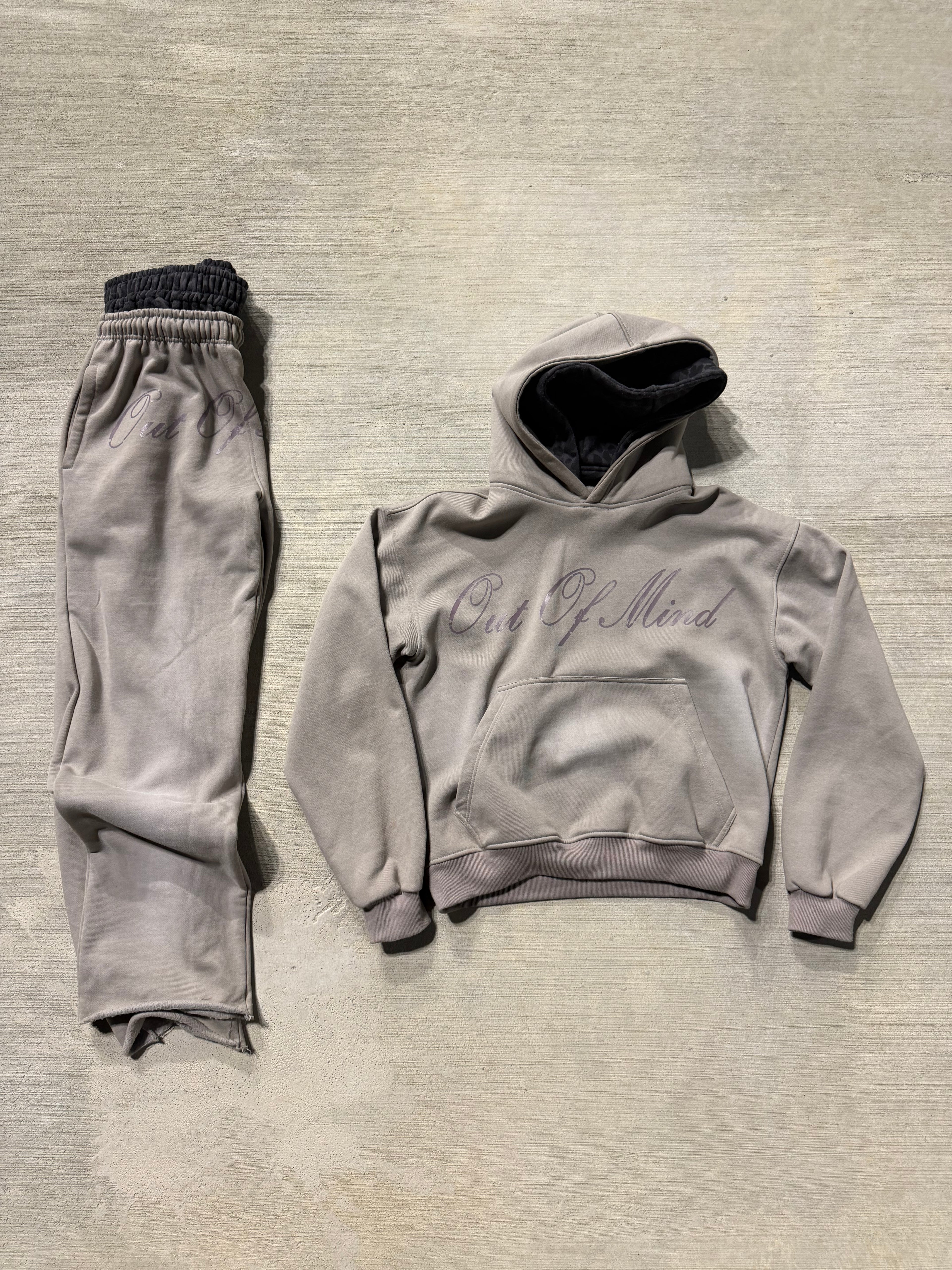 GREY BUNDLE