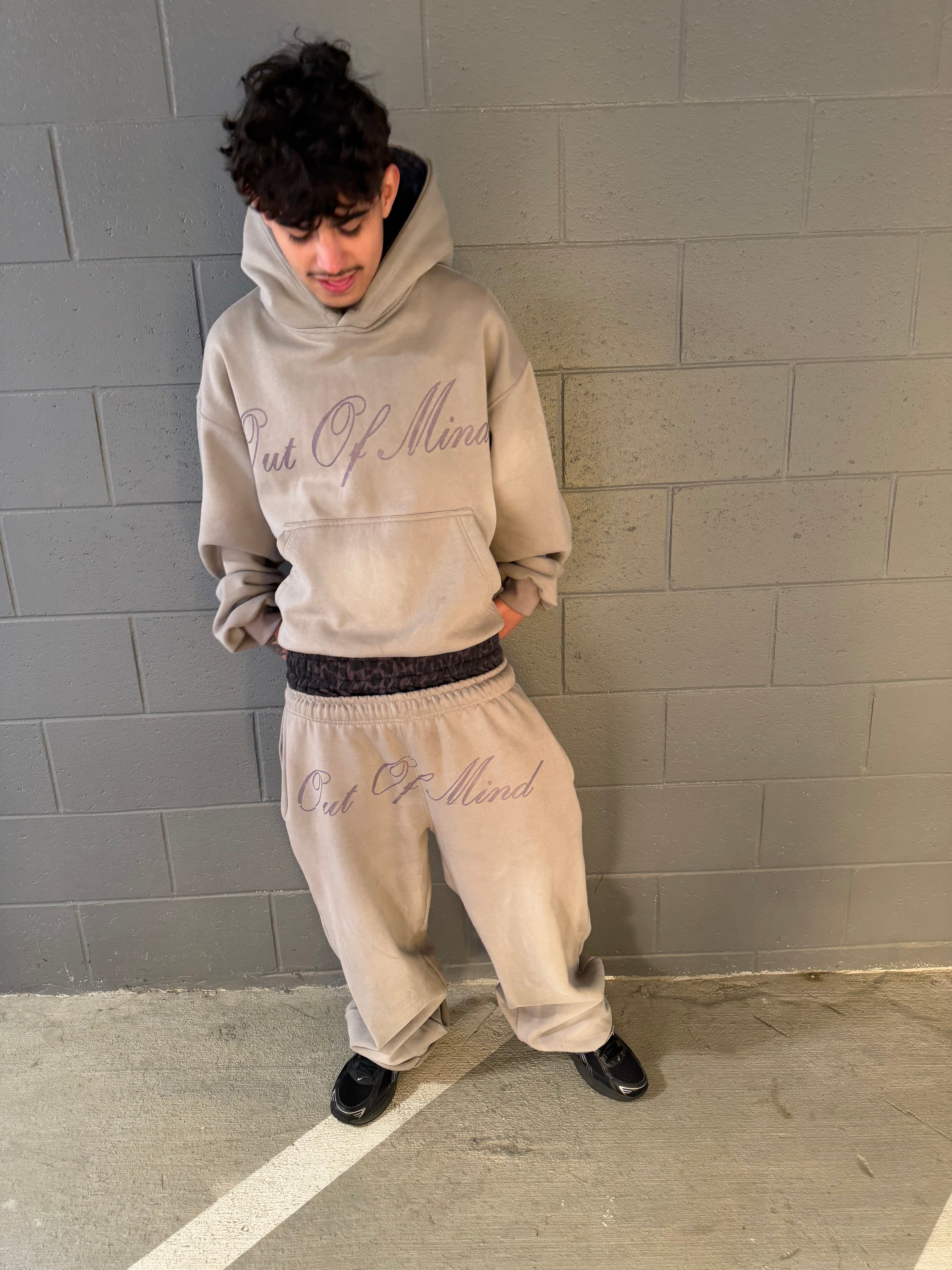 GREY HOODIE